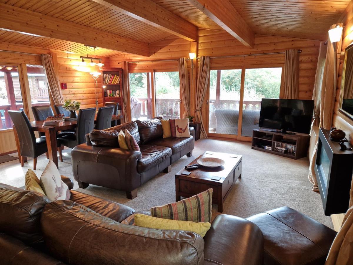 Alpine Lodge 1, Kippford, 달비티 외부 사진